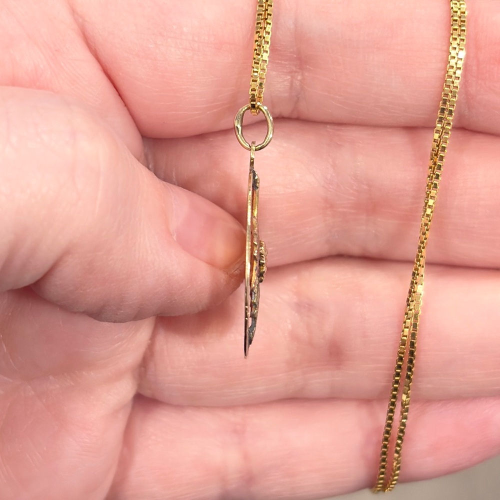 Vintage 10K Black Hills Gold Pendant, Mid Century, Classic Filigree Design - Picture 12 of 15